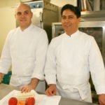 Los chef peruanos que prometen presentar la cocina más tradicional de su país. (Luis Álvarez/International Press)