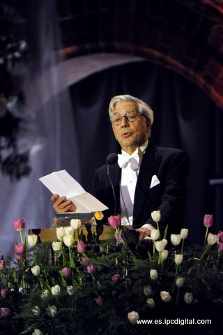 Nobel Literature laureate Vargas Llosa speaks at the Nobel banquet in Stockholm