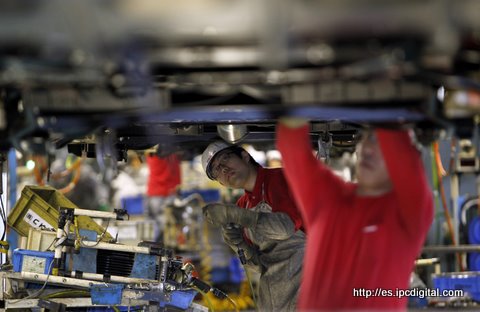 El ensamblaje del Nissan Leaf