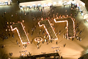 Velas que dan forma a “1995 1.17”