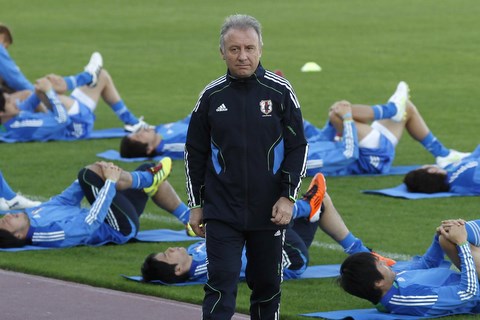 Alberto Zaccheroni, entrenador de la selección de fútbol de Japón. (Reuters)