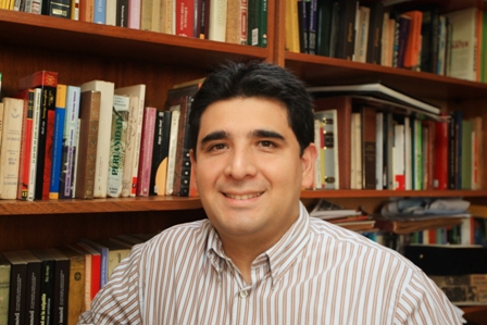Luis Arriola