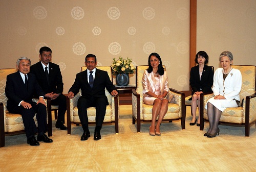 Humala y Nadine con los Emperadores de Japón