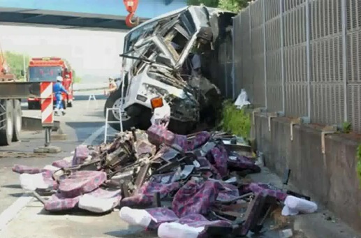 Bus accidentado en Gunma