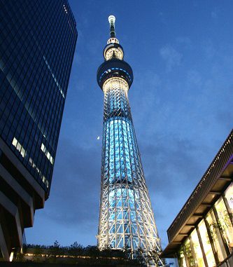 Tokyo Sky Tree noctuno 19.15