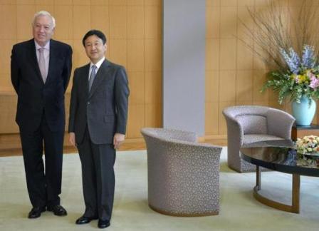Margallo-Naruhito