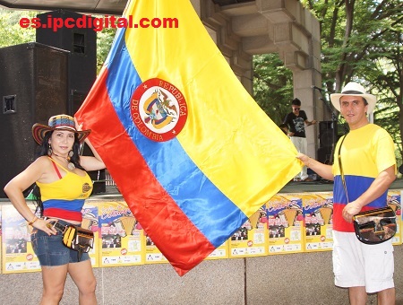 Fiesta de Colombia DSC00030 (1)