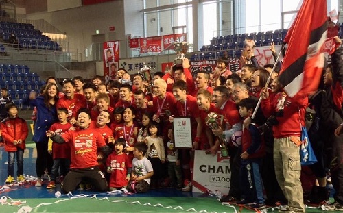 Nagoya campeon 500 - ipcdigital - foto Martin Goya