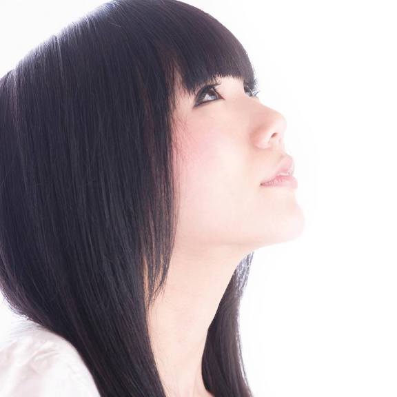 Tsubasa Imamura (foto sitio web oficial)