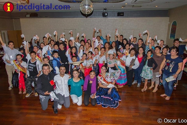 El elenco de baile en el homenaje al Día de la Marinera. (Foto Cortesía Oscar Loo)