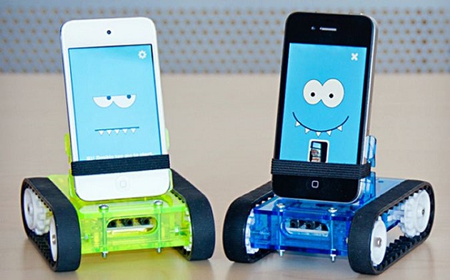 Romo, el robot que adopta como cerebro a un iPhone.