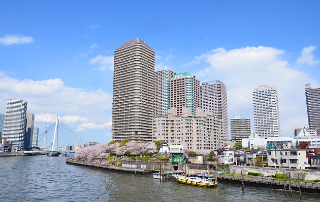 Edificios frente al rio Sumida en Tokio, los condominios más buscados.