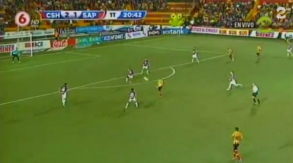 Golazo de Esteban Ramírez