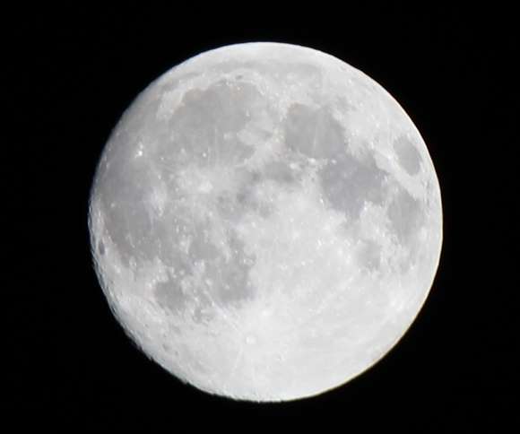 Imagen de la luna nueva 2014