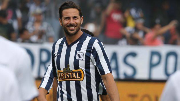 Claudio Pizarro (Facebook)