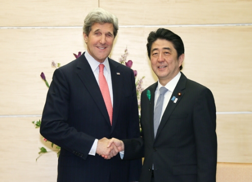 John Kerry-Abe