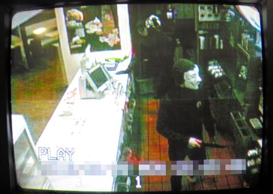 Robo en Mac Donald de Shiga