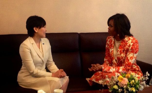 Akie Abe-Michelle Obama