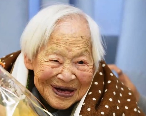 Misao Okawa (117), la mujer más anciana del mundo