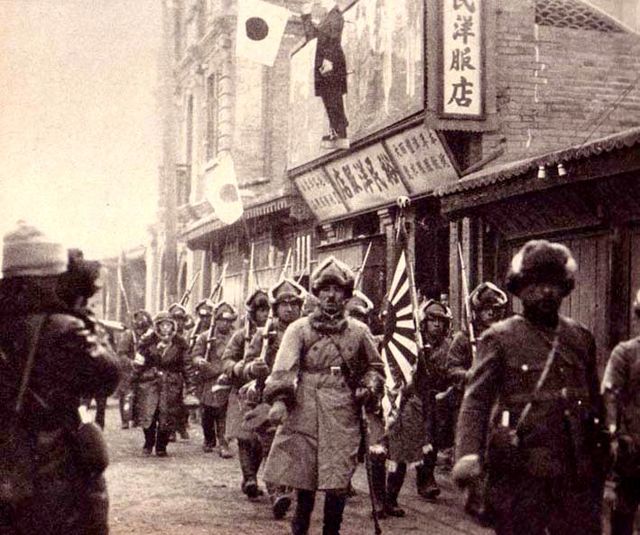 Soldados japoneses en Manchuria