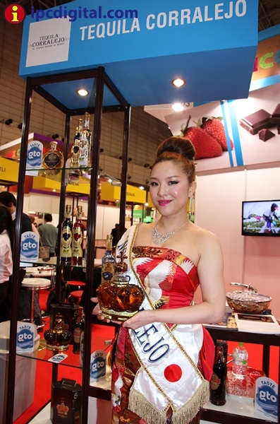 La japonesa Ahya, Miss Corralejo
