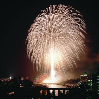 Aichi - Okazaki Jyoka Ieyasukou Natsu Matsuri Hanabi Taikai en Otogawakahan, Yahahigawakahan.