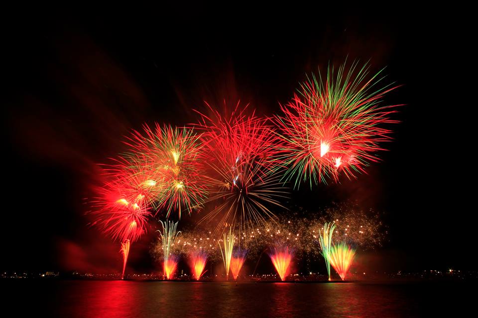 Edogawa ku Hanabi Taikai en kasenjiki.
