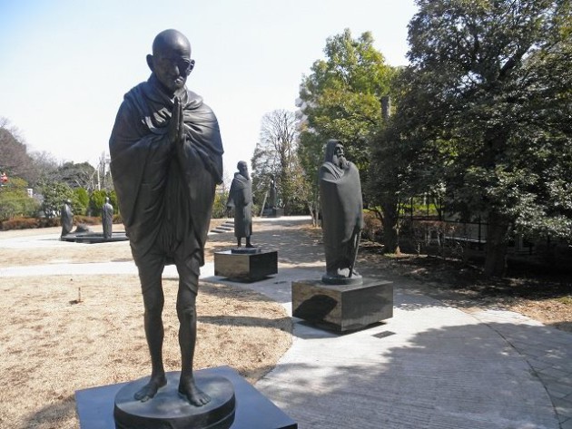 3. Tetsugakudo Koen en Nakano.