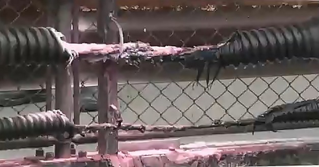 Así quedaron los cables de electricidad de la línea Yamanote. (Imagen TV)