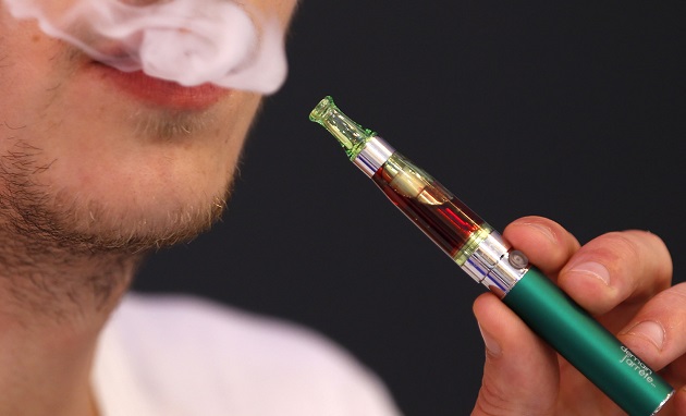 Los E-cigarettes.