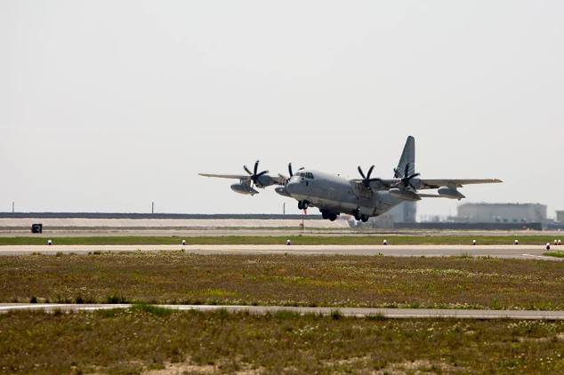 Avión parte de base de Iwakuni (foto sitio web oficial)