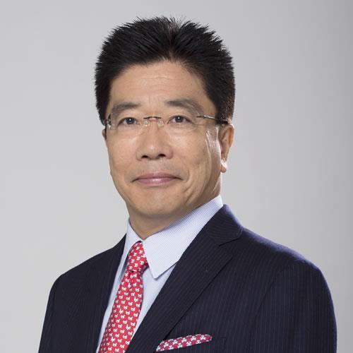Katsunobu Kato (foto sitio web oficial)