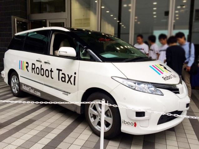 Taxi de conducción automática (foto Robot Taxi)