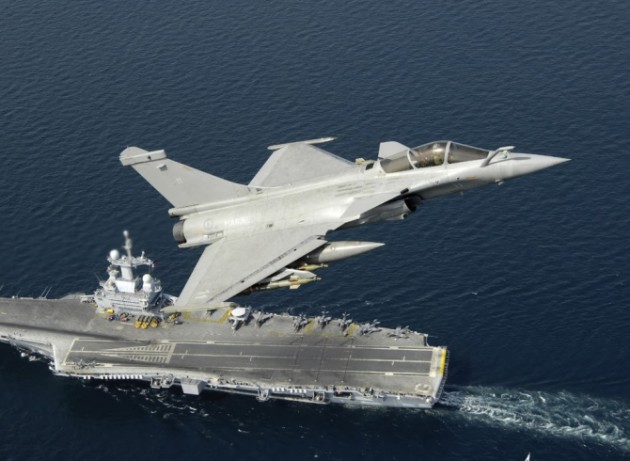 Portaaviones frances Charles De Gaulle.