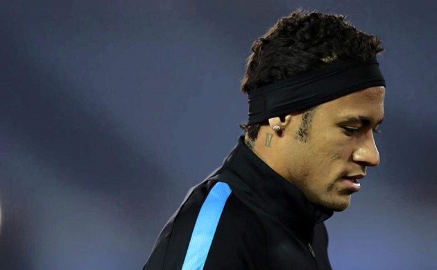 Neymar ya corre y no siente dolor en su muslo izquierdo. (Foto Facebook)
