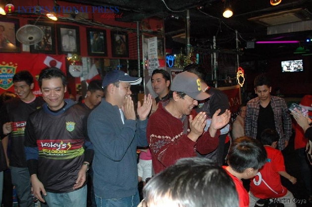 Padres e hijos del Oppama bailan "El burrito sabanero.."