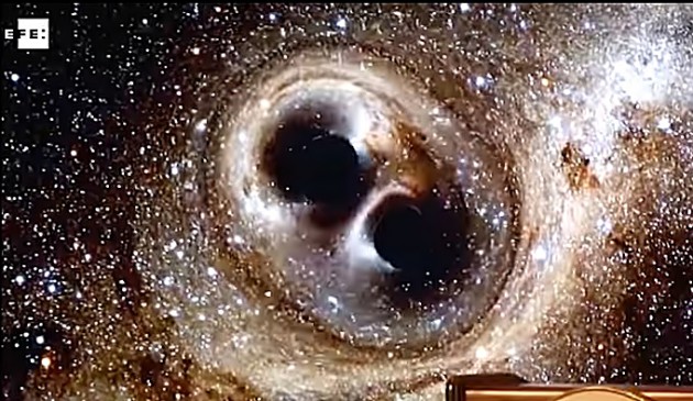 Fusion de dos agujeros negros