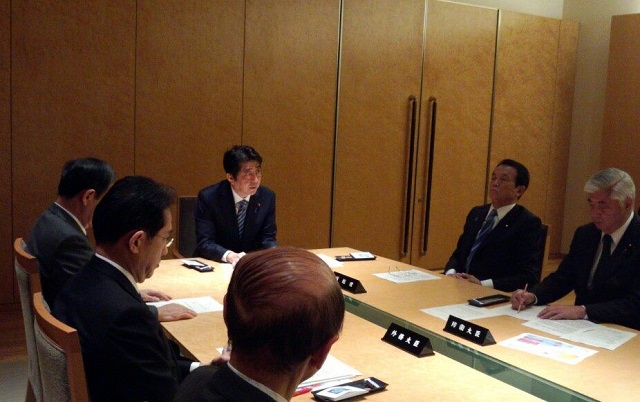 Consejo de Seguridad Nacional de Japón, encabezado por Shinzo Abe (foto Kantei)