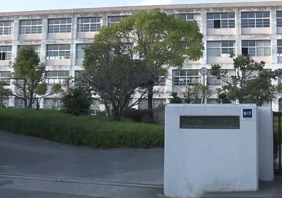 Escuela donde estudiaba el menor.