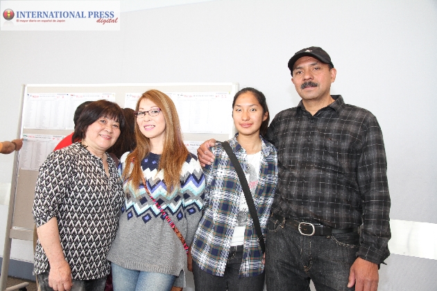Grupo de peruanos radicados en Kanagawa que participaron en las elecciones del domingo.