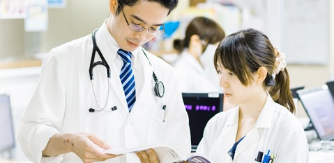 Universidad de Keio