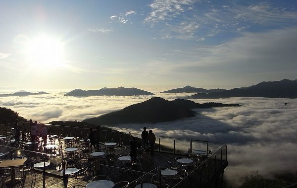 5.Unkai Terrace en Hokkaido
