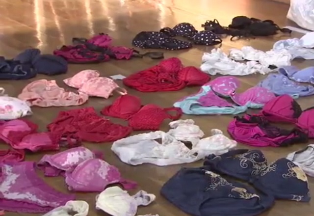 Prendas encontradas en la vivienda del ladrón.