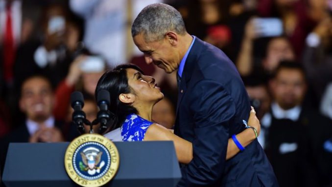 obama-con-los-jovenes-peruanos-en-lima-2