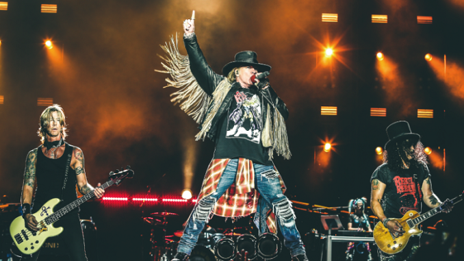 guns-n-roses-2016-700x438