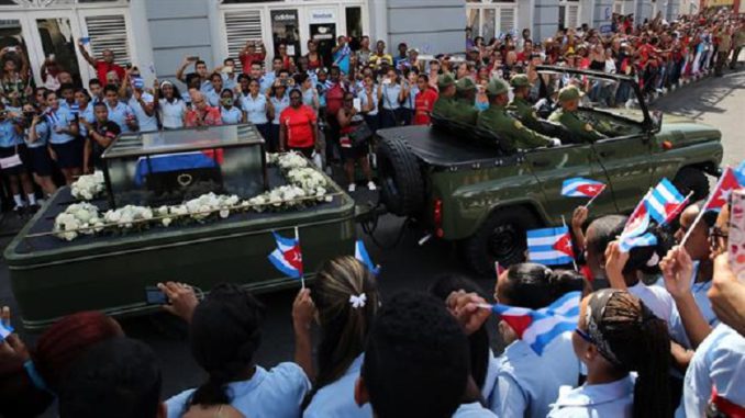 cortejo-funebre-de-castro