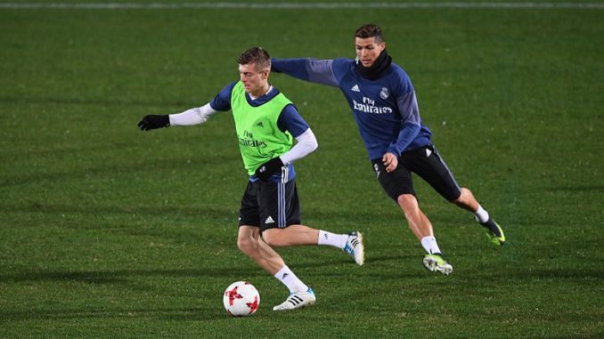 Kross y Cristiano Ronaldo en la práctica en Yoohama. (Foto FIFA)