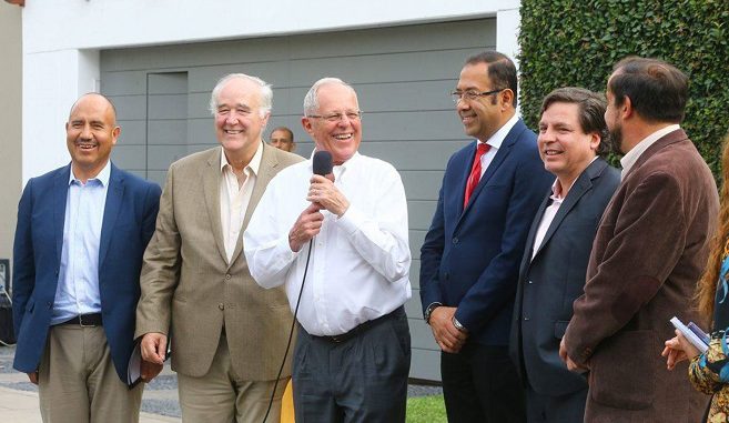 Kuczynski y bancada de Accion Popular