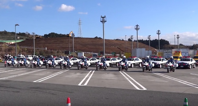 Policía