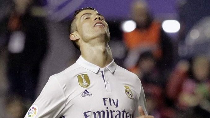 Cristiano Ronaldo está harto del trato en España.